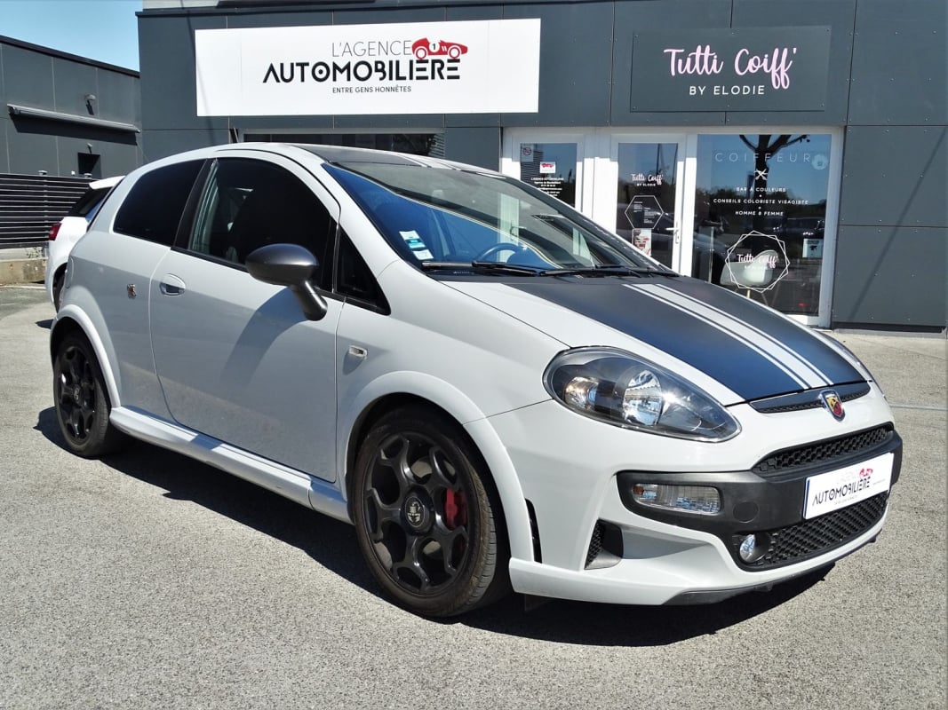 Abarth Punto Evo SuperSport 1.4 Turbo 180 ch — 1