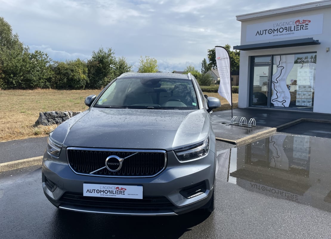 Volvo XC40 XC 40 MOMENTUN 2.0 D3 150CV BOITE AUTO — 1