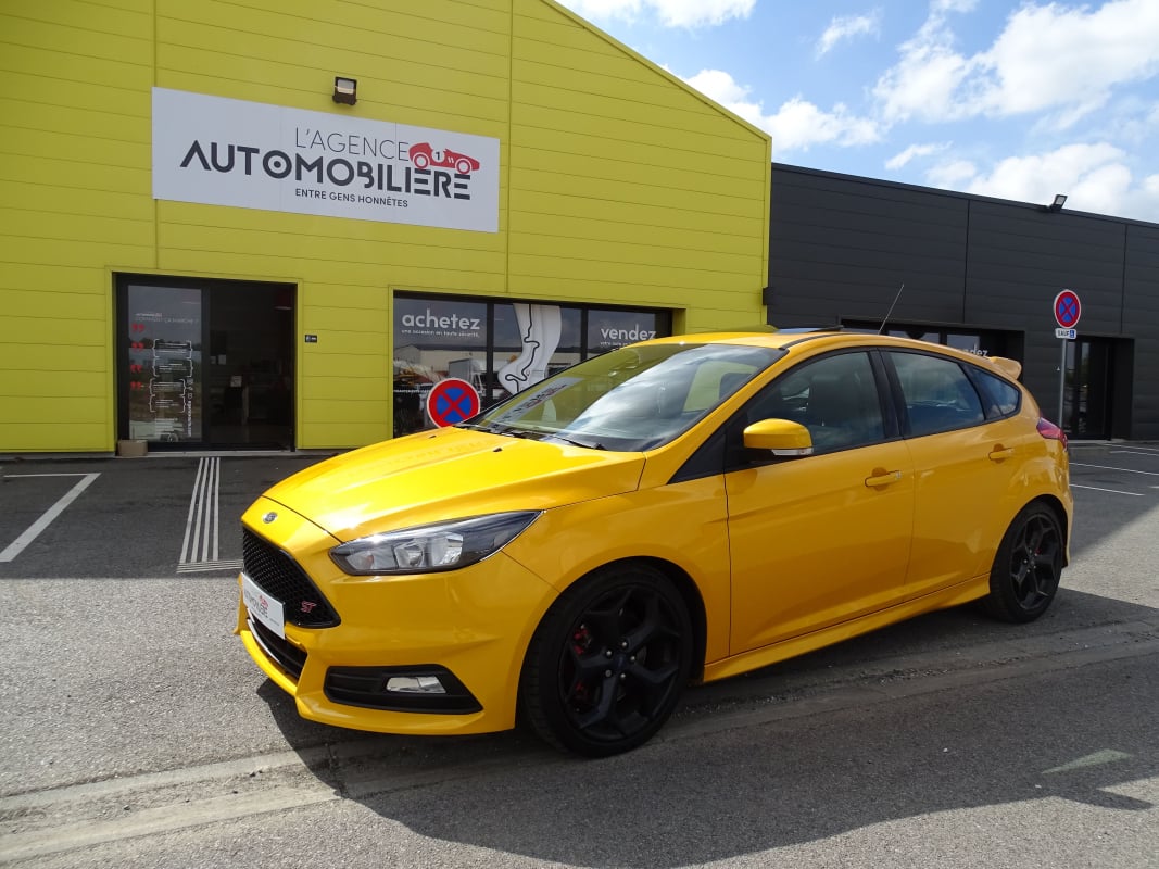 Ford Focus 2.0 TDCi 185 S&S ST — 1