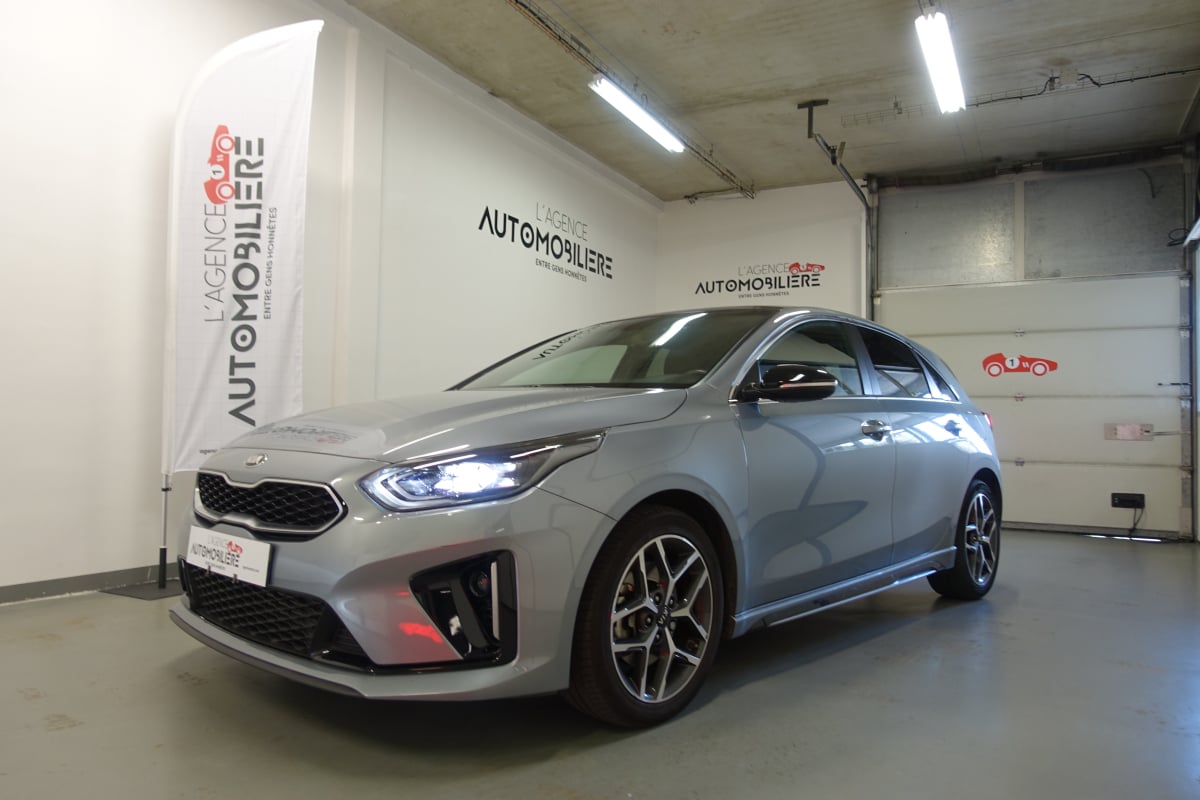 Kia Ceed III 1.4 T-GDI 140 ISG GT LINE PREMIUM + TOIT OUVRANT — 1