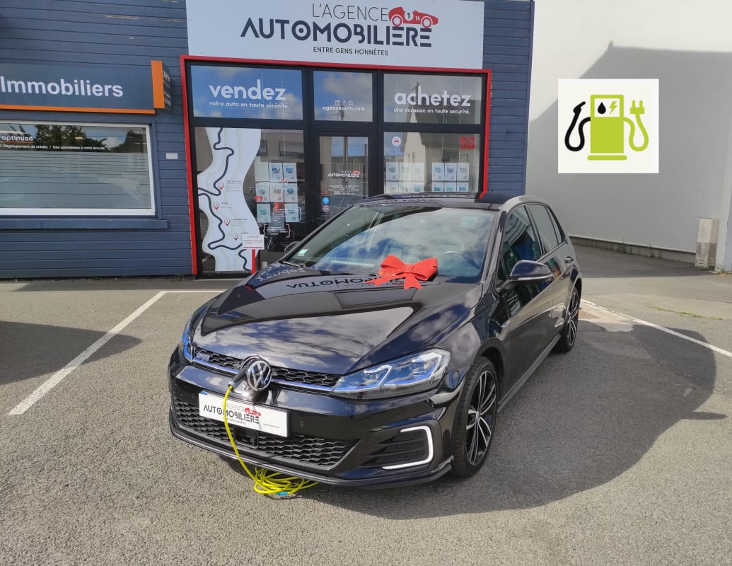 Volkswagen Golf 7 GTE 1.4 TSI 204 cv HYBRID DSG6 — 1