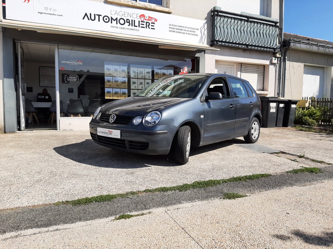 Volkswagen Polo 1.2 65 ch 5p Clim — 1