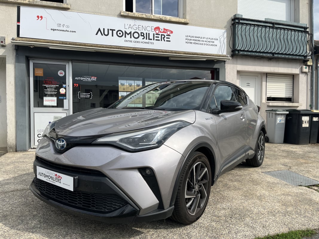 Toyota C-HR 2.0 VVT-i 184 HSD Hybrid CVT 153 cv — 1