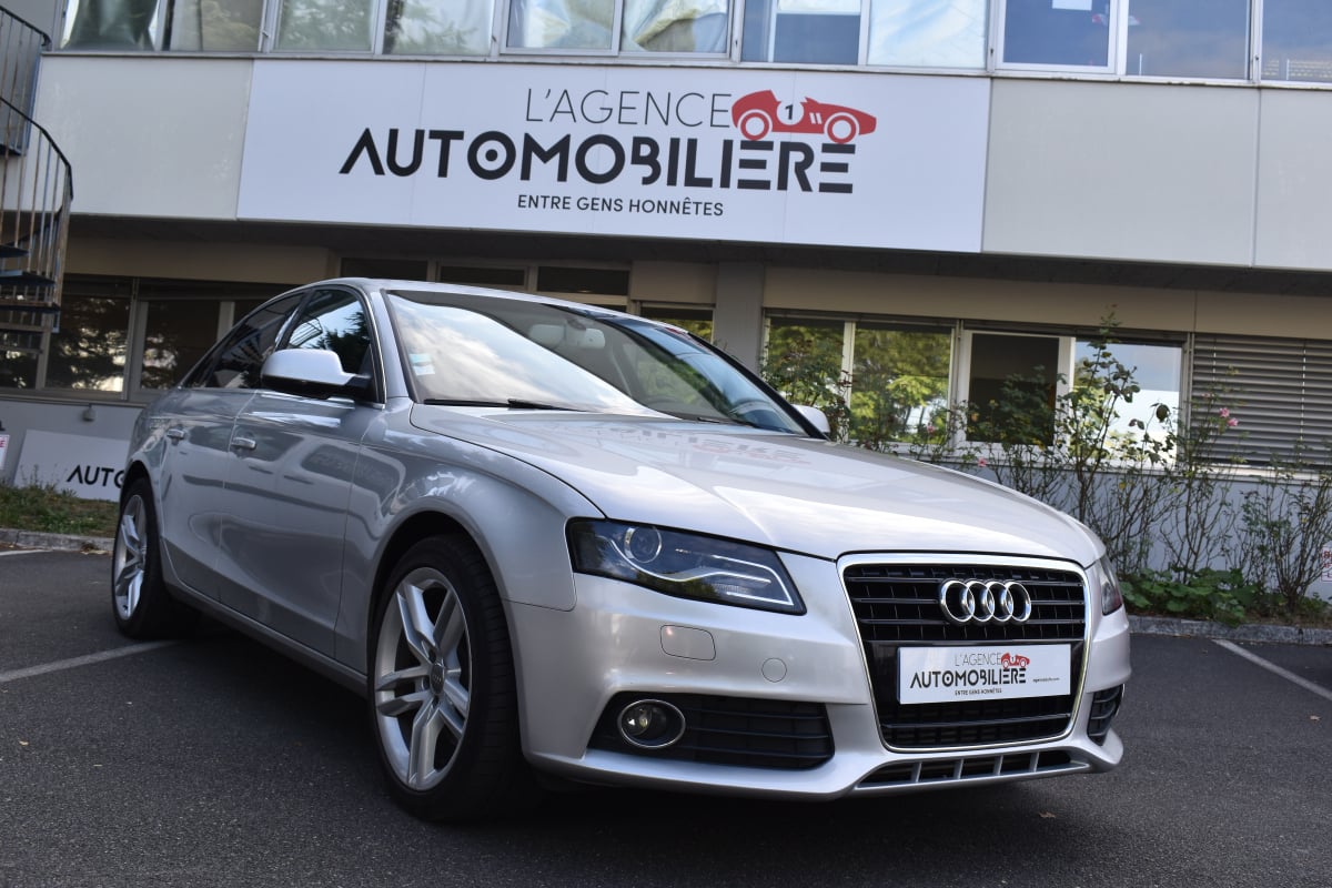 Audi A4 Série 3 Quattro (8K2) 3.0 TDi DPF V6 24V Tiptronic7 239 cv Boîte auto Ambition Luxe — 1
