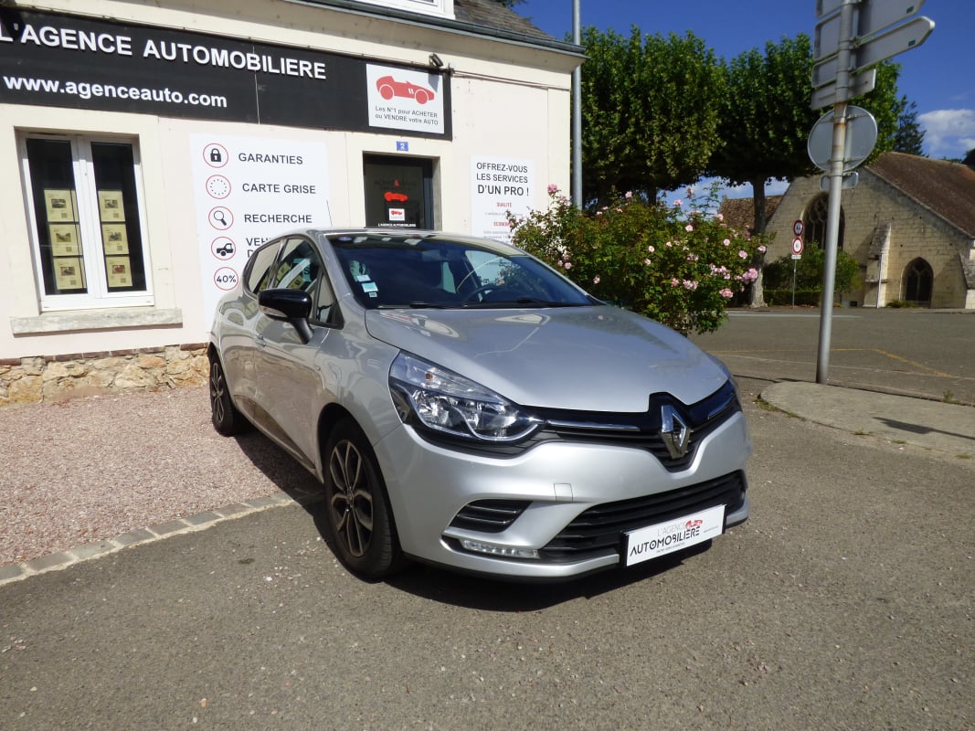 Renault Clio IV 1.2 16v 75ch Limited — 1