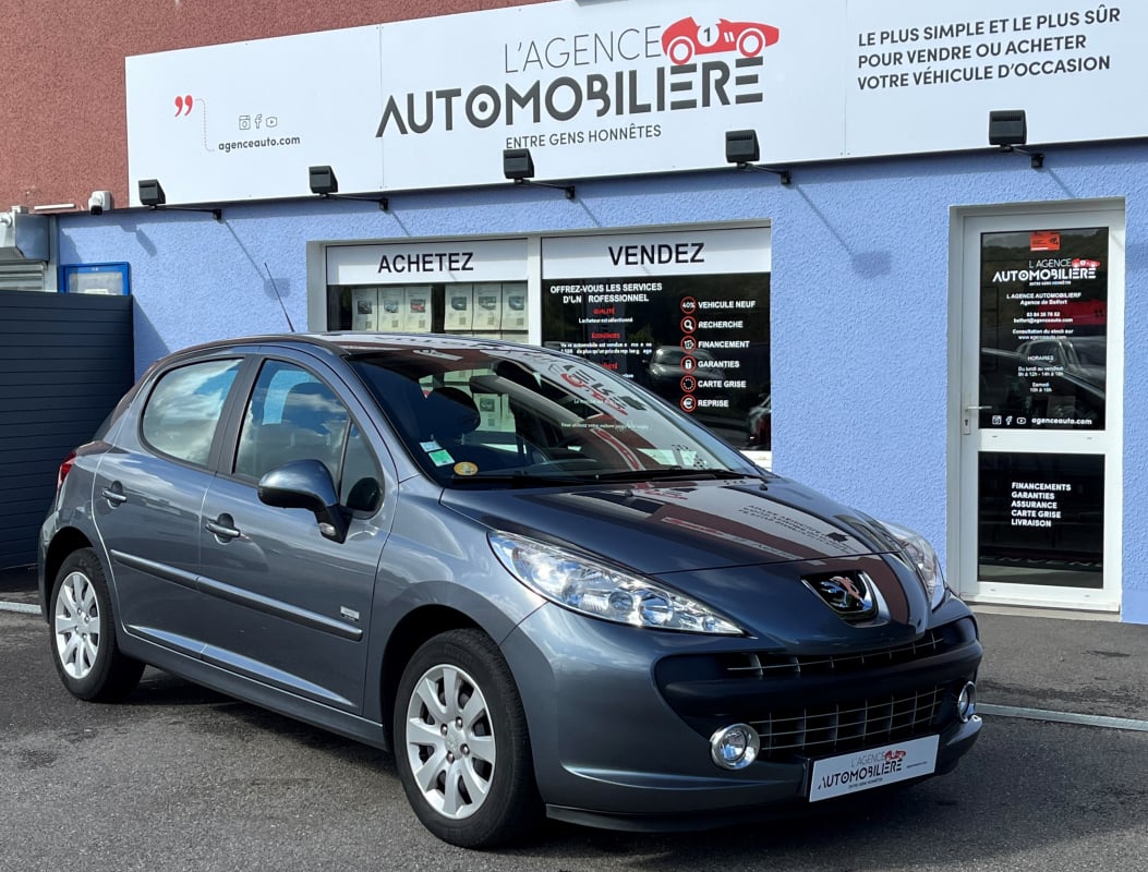 Peugeot 207 1.6 HDI 90 Navteq on Board 1ERE MAIN — 1