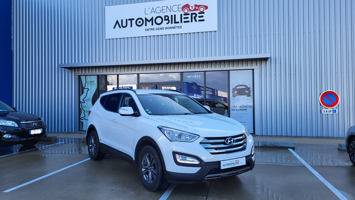 Hyundai Santa Fe 2.2 CRDI 197 4WD EXECUTIVE + ATTELAGE — 1