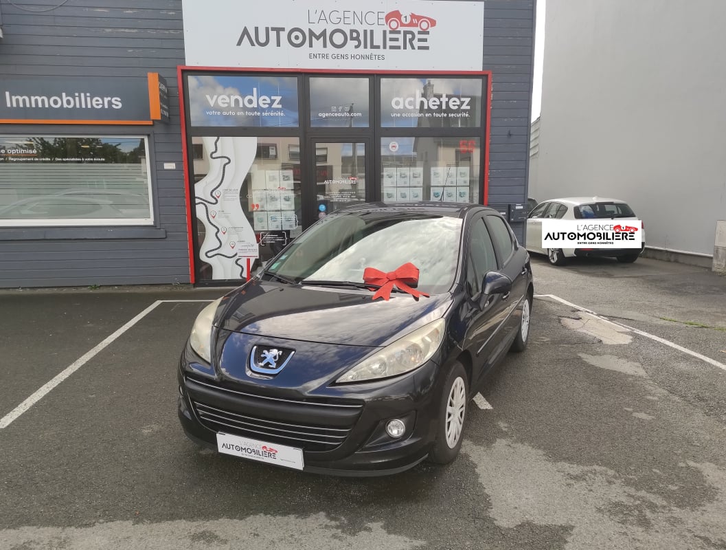Peugeot 207 1.6 HDi 90 cv BVM5 PREMIUM — 1
