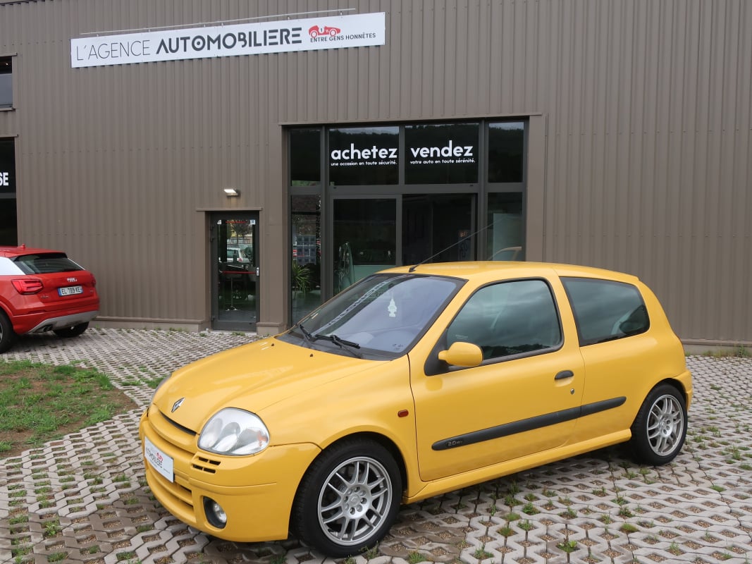 Renault Clio RS 2.0 16S 172Cv — 1