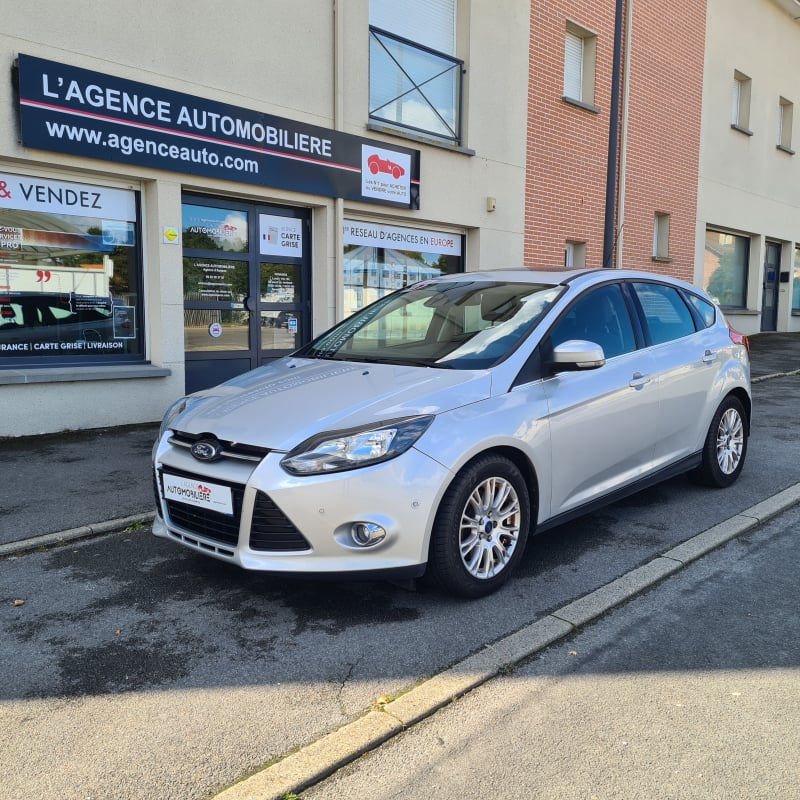 Ford Focus III 2000 TDCI 115 FAP TITANIUM POWERSHIFT 5P — 1