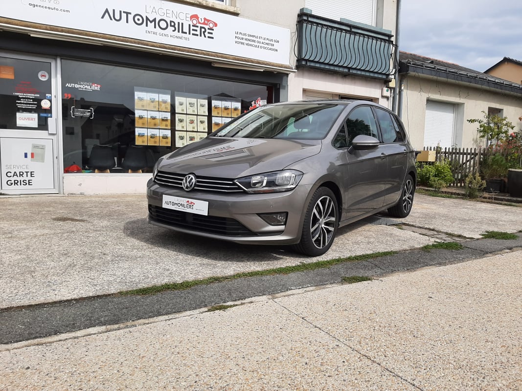 Volkswagen Golf Sportsvan VII 1.6 TDI 110 Confortline + Garantie 12 mois — 1