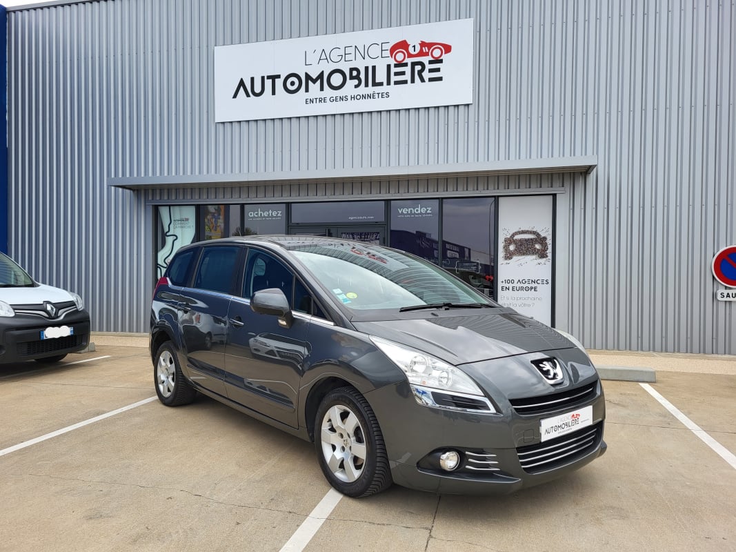 Peugeot 5008 1.6 HDI 115 PREMIUM PACK 7 PLACES — 1