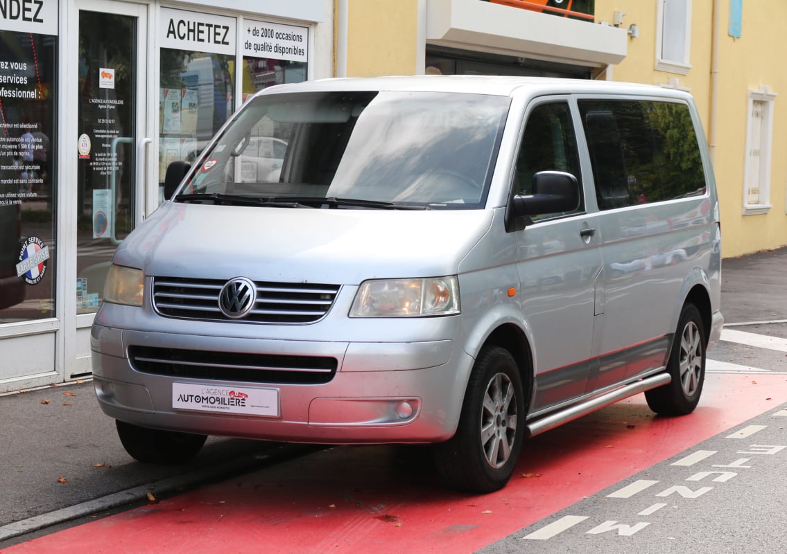 Volkswagen Transporter T5 7H SHUTTLE 1.9 TDI 105 COMBI 9 PLACES (Moteur 50 000km, Camera de Recul, Modulable 3/6/9...)) — 1