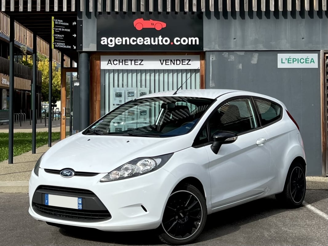 Ford Fiesta 1.25i 16v 82ch Trend — 1