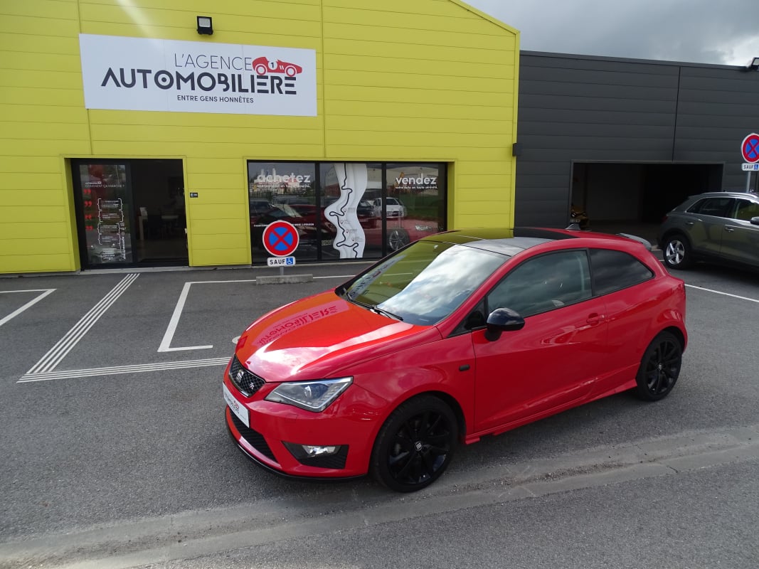 Seat Ibiza Ibiza SC 1.4 TDI 105 ch S/S FR — 1
