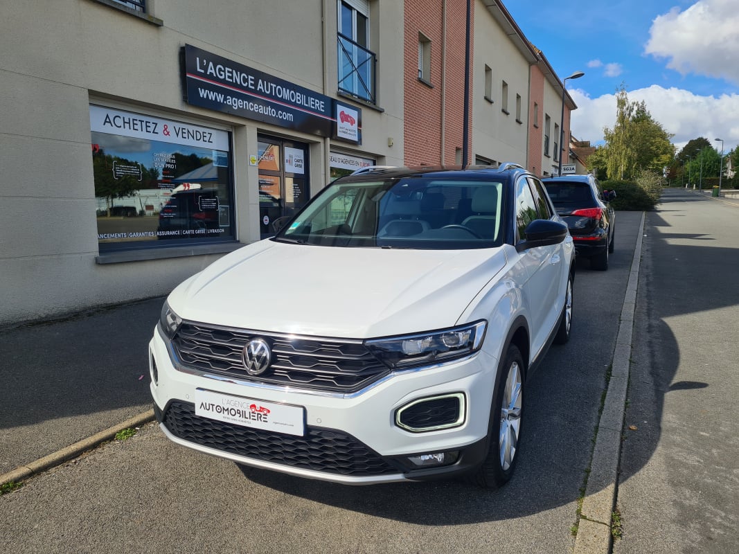 Volkswagen T-roc 2.0 TDI 150 CARAT EXCLUSIVE DSG7 — 1