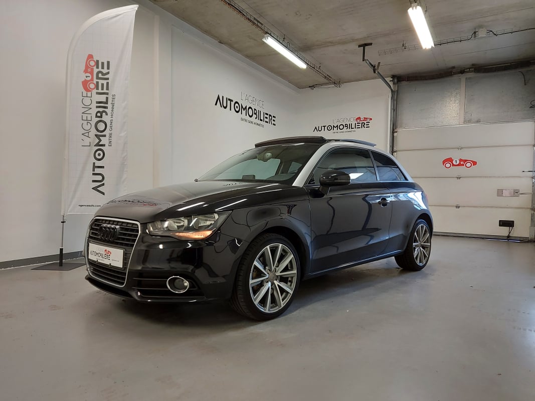 Audi A1 1.6 TDI 105 AMBITION LUXE — 1