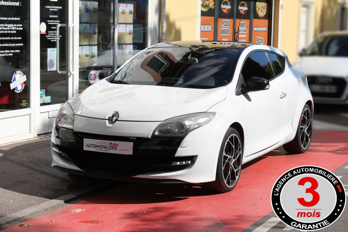Renault Megane III RS 250 CUP PACK LUXE (Toit pano, RECARO, Origine FR...) — 1