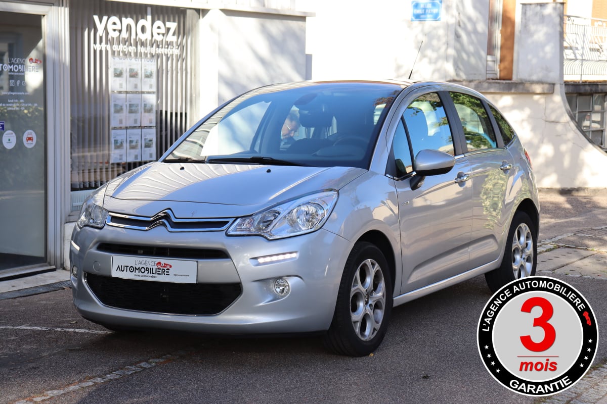 Citroen C3 II 1.2 VTi 82 Exclusive BVM5 (Toit Pano, Radars de Recul, 2ème Main...) — 1