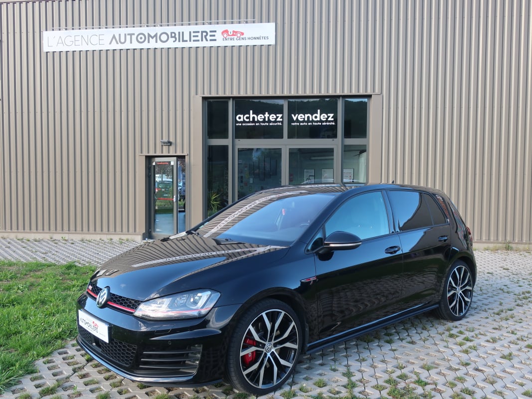 Volkswagen Golf VII GTI 2.0 16S Pack Performance 230Cv — 1