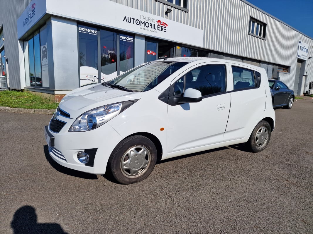 Chevrolet Spark 1.0i 68CV PACK CLIM GARANTIE 1 AN — 1