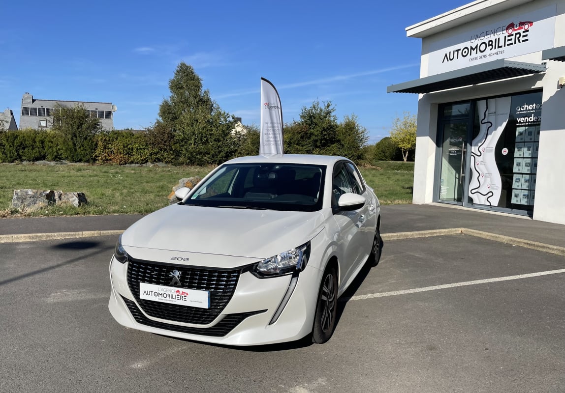 Peugeot 208 208 ALLURE 1.2 PURE TECH 100 CH BVM6 — 1