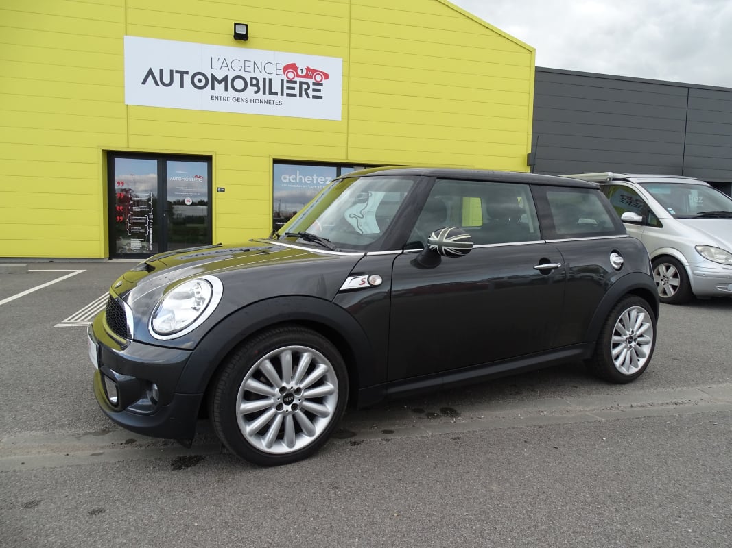 Mini Cooper Mini D 143 CV Cooper S D — 1