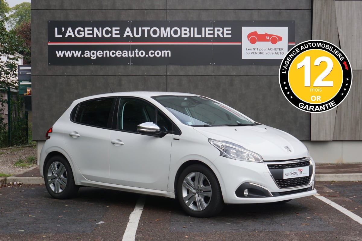 Peugeot 208 1.2 VTI 82 ch SIGNATURE - 39000km — 1