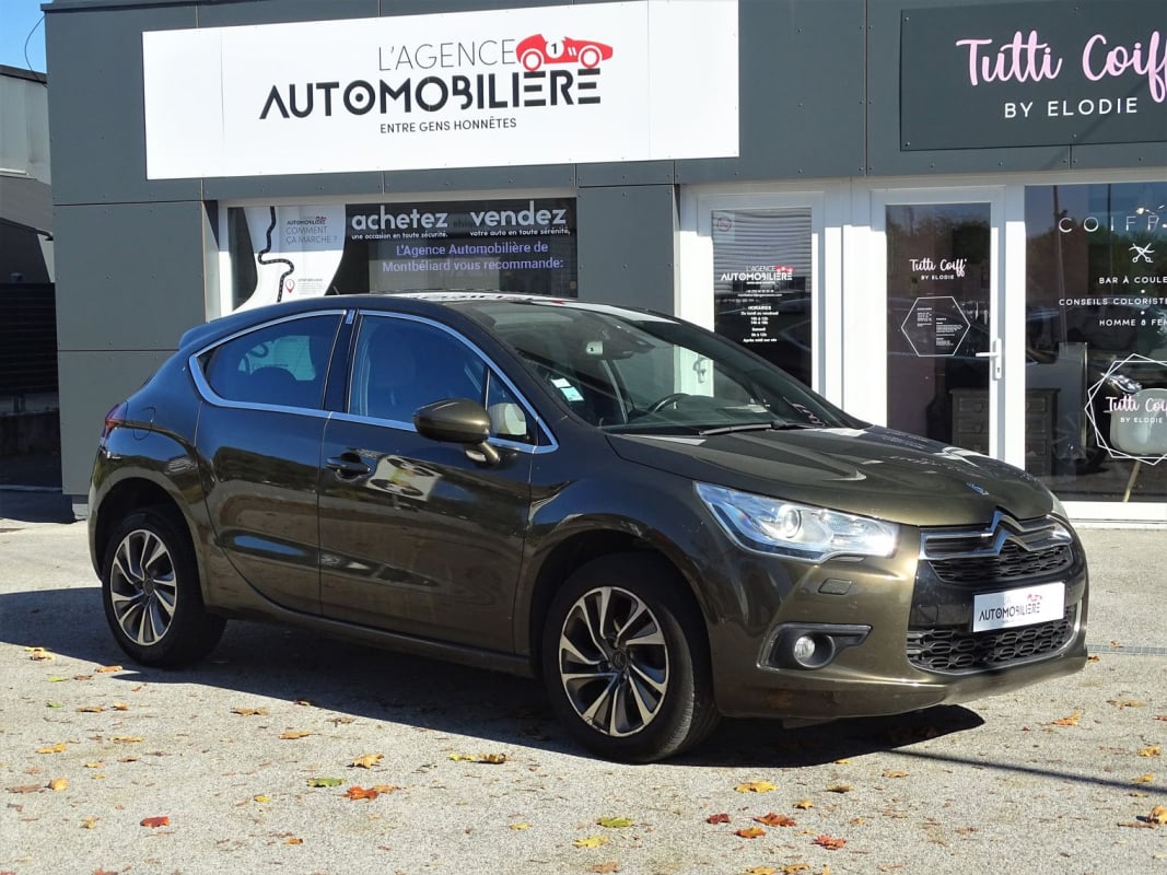 Citroen DS4 1.6 e - HDi 112 ch Airdream SO CHIC BVM6 — 1