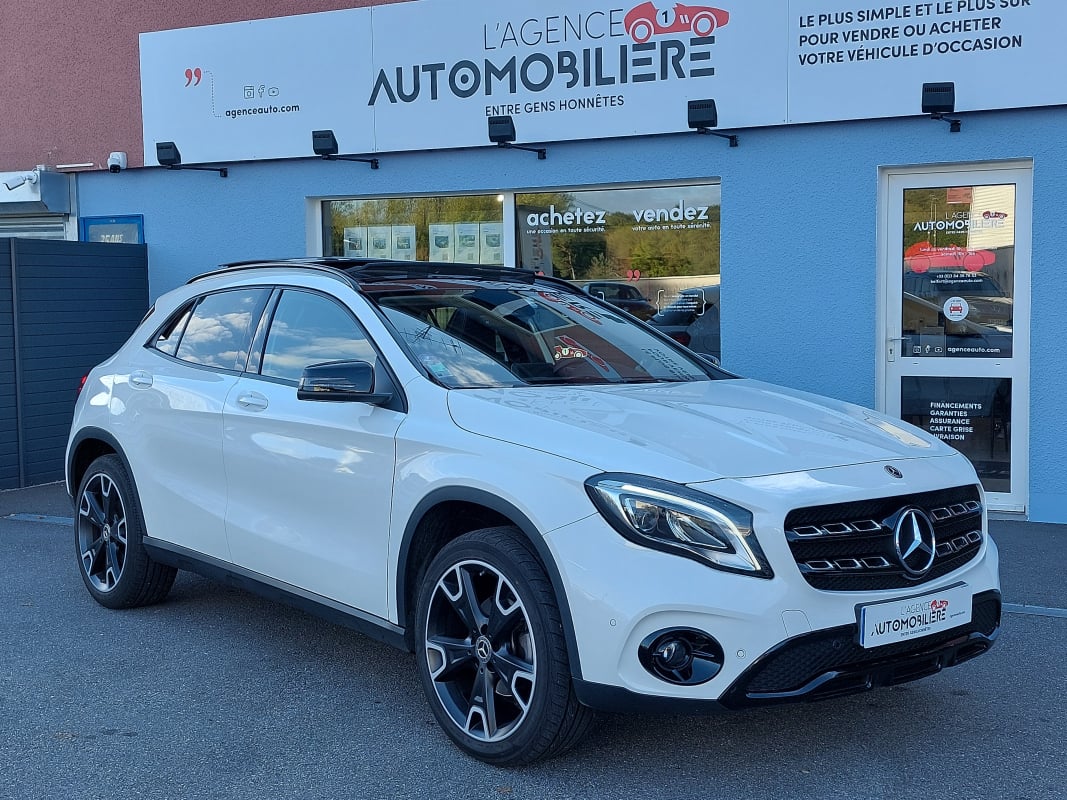 Mercedes-Benz Classe GLA 180 122 CH SENSATION 7G-DCT — 1