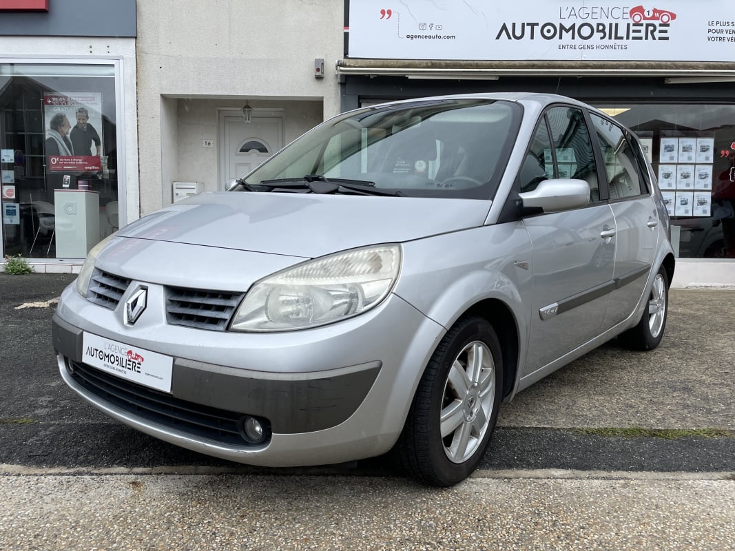 Renault Scenic II 1.6 i 112 CH START & STOP CLIM — 1