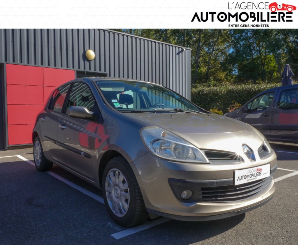 Renault Clio Dynamique 1.5 dCi 70Cv Eco — 1