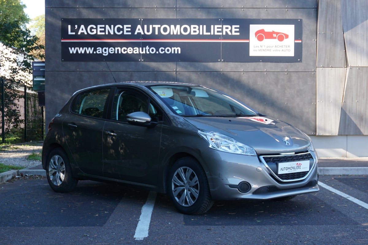 Peugeot 208 1.2 PureTech 82 ch Active - 1ere main — 1