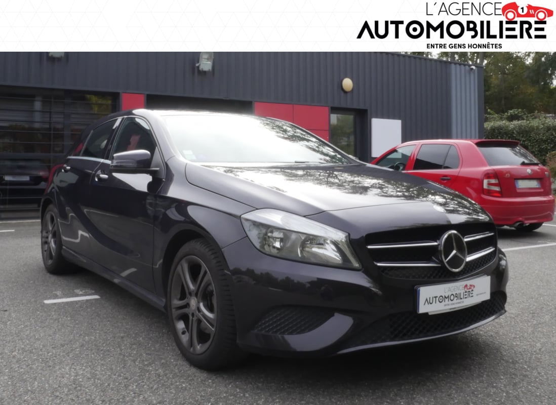 Mercedes-Benz Classe A 180 120 INSPIRATION — 1