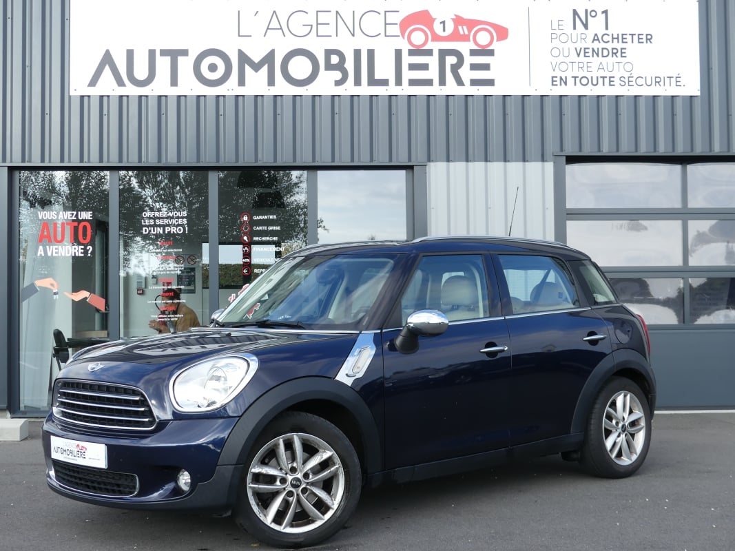 Mini Countryman COOPER D 112 CV PACK CHILI — 1