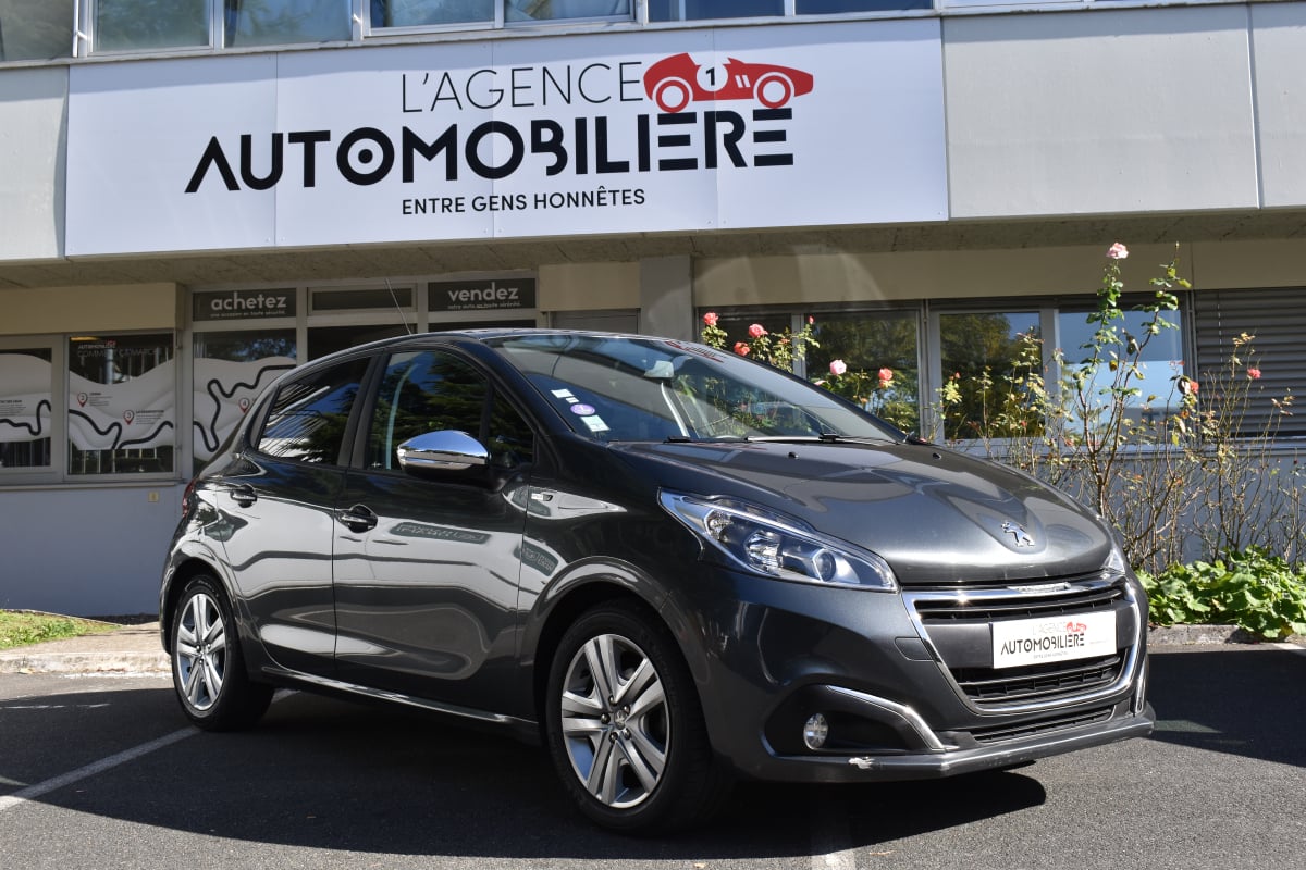 Peugeot 208 STYLE Phase 2 5 Portes 1.2 VTi 12V 82 cv — 1