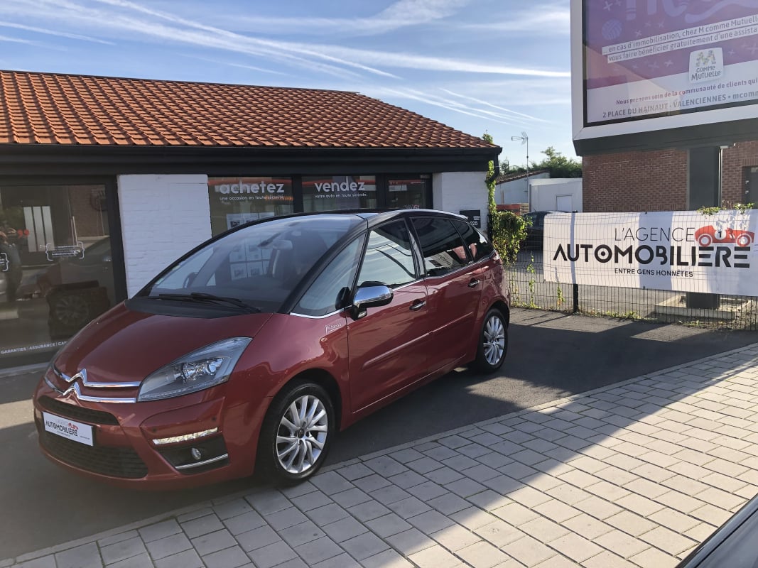 Citroen C4 Picasso (2) 1.6 HDI 110 EXCLUSIVE — 1