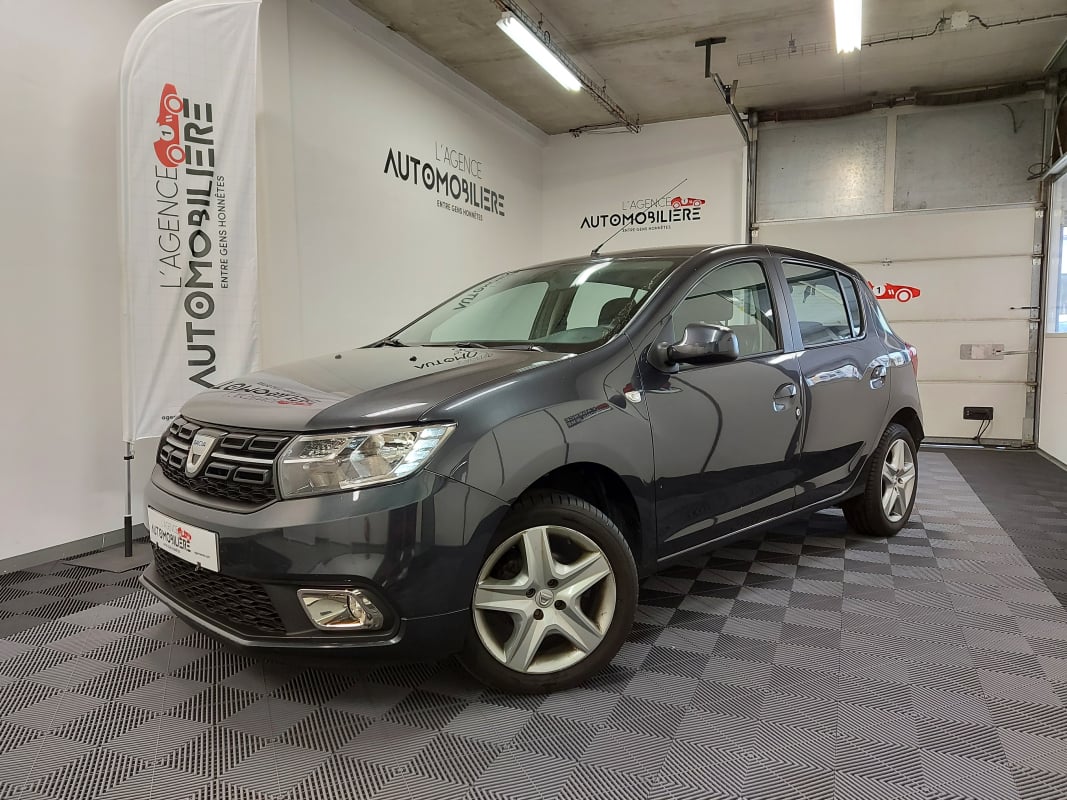 Dacia Sandero II (2) 0.9 TCE 90 LAUREATE E6C + NAV + RADAR — 1