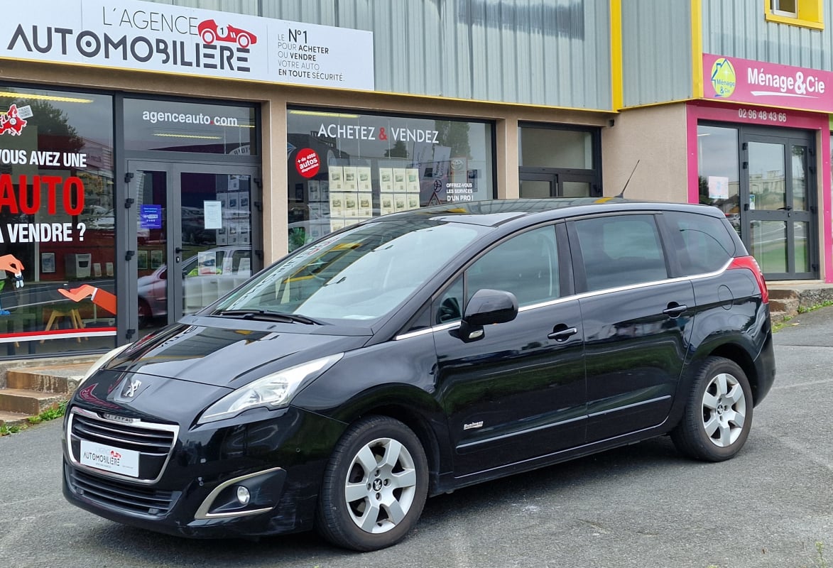 Peugeot 5008 1.6 HDi FAP 115 cv Business Line — 1