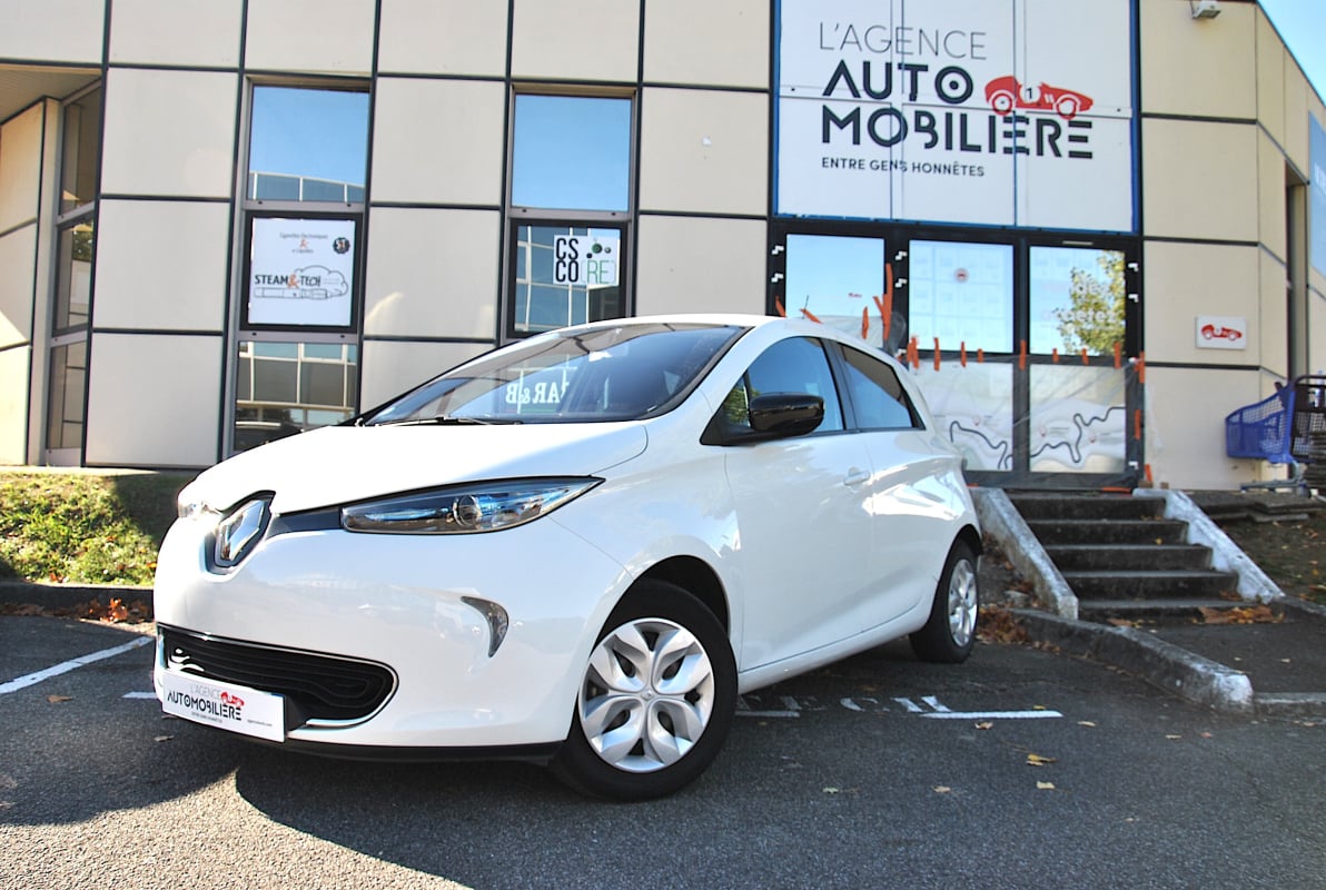 Renault Zoe LIFE R240 22kWh — 1