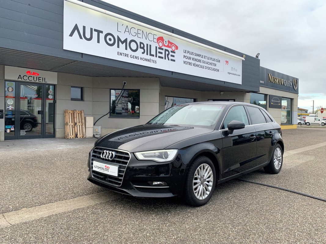 Audi A3 AMBITION SPORTBACK 1.4 TSi 16V S&S 122 cv — 1