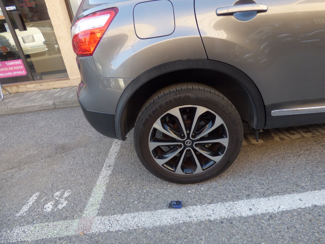 Nissan Qashqai 1.5 DCI 110 CONNECT EDITION 6CV — 40