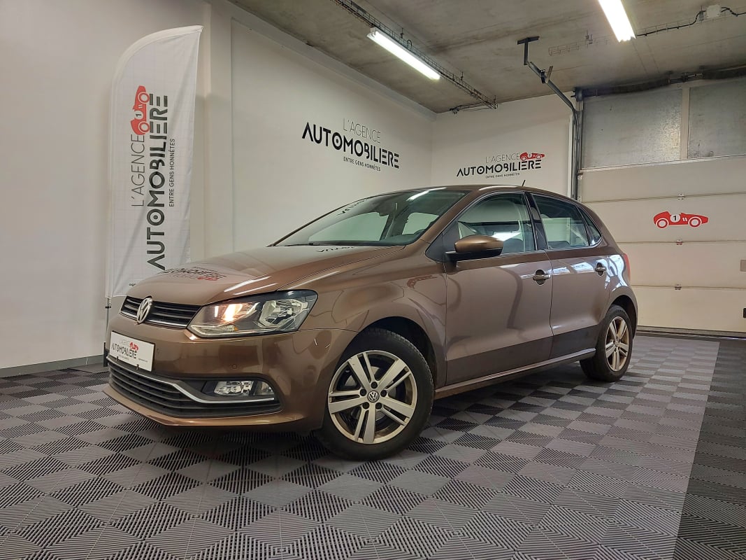 Volkswagen Polo V (2) 1.2 TSI 90 BLUEMOTION TECHNOLOGY CONFORTLINE 5P — 1