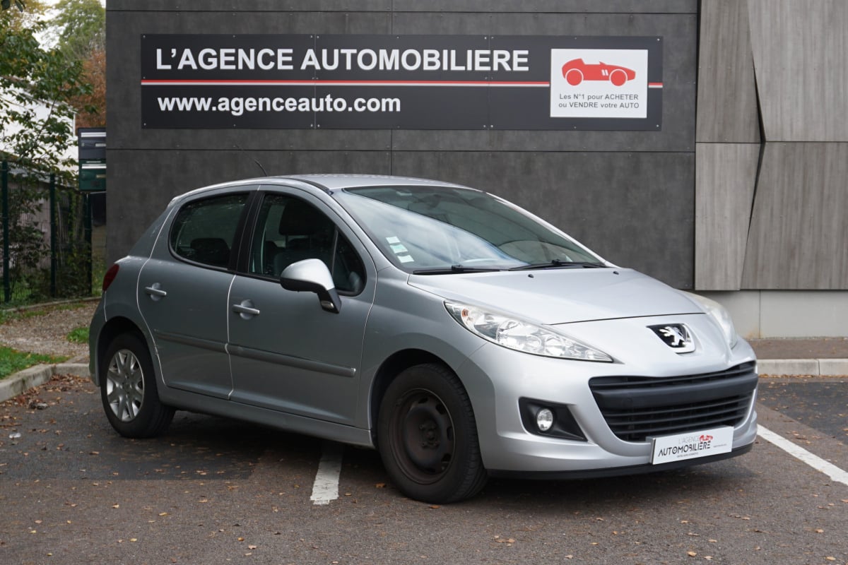 Peugeot 207 + 1.4 HDi 68 ch — 1