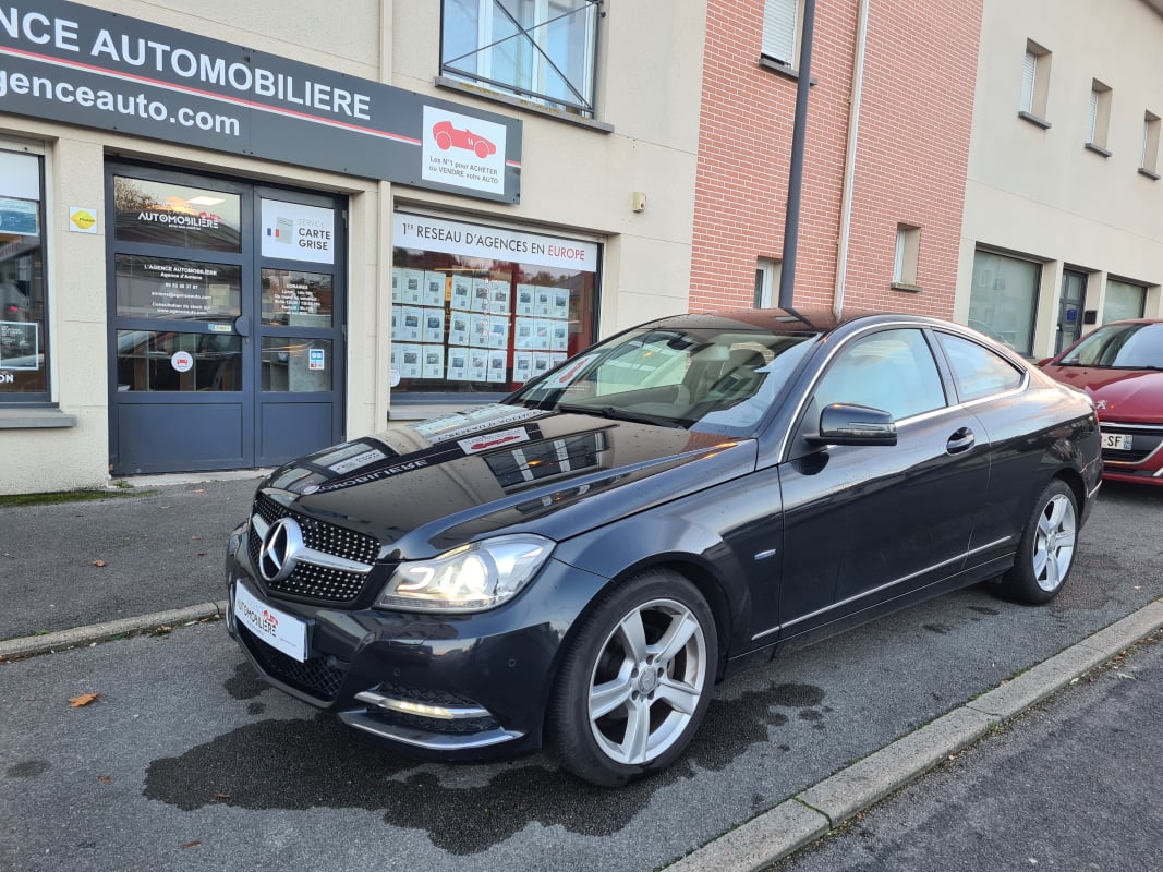Mercedes-Benz Classe C COUPE 180 BLUEEFFICIENCY EXECUTIVE 7G-TRONIC PLUS — 1