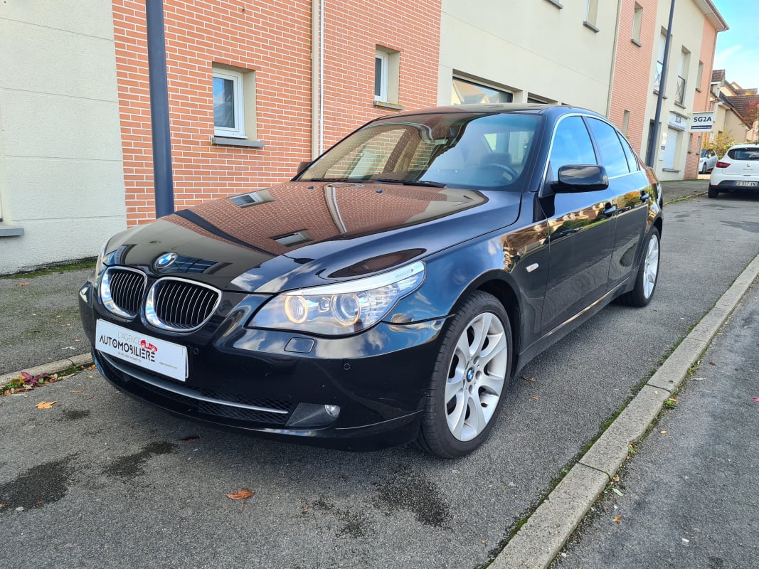 BMW Série 5 (E60) (2) 530XI 272 CV garantie 12 mois — 1