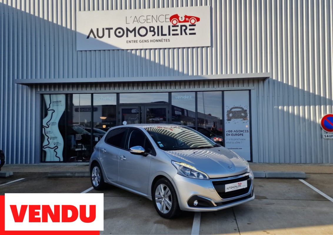 Peugeot 208 208 1.2 PURETECH 82 STYLE — 1