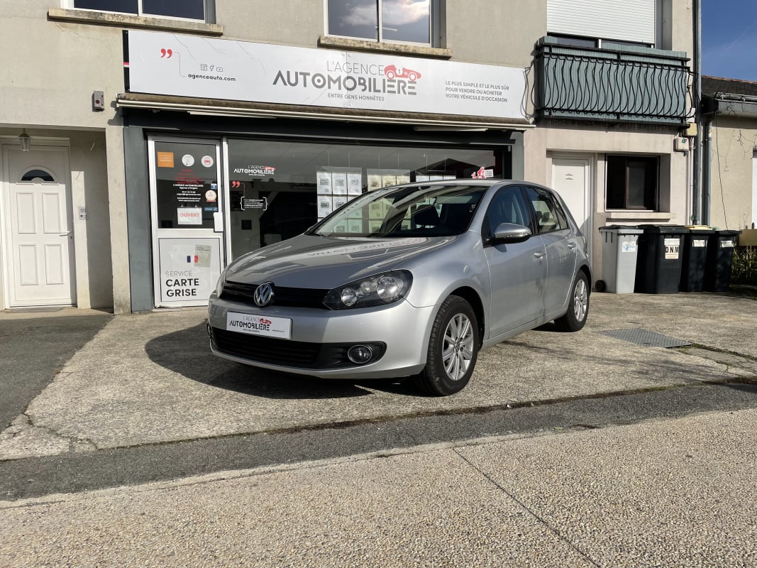 Volkswagen Golf VI 1.6 TDI 105 CH CONFORTLINE 2EME MAIN — 1