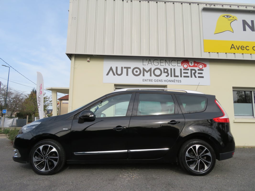 Renault Scenic Grand 1.6 dCi FAP Bose 130 cv — 2