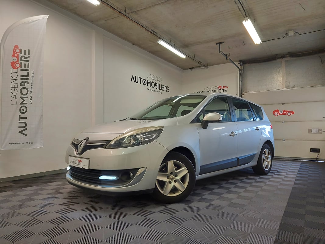 Renault Scenic III (3) 1.5 DCI 110 ENERGY FAP + 7 PLACES — 1